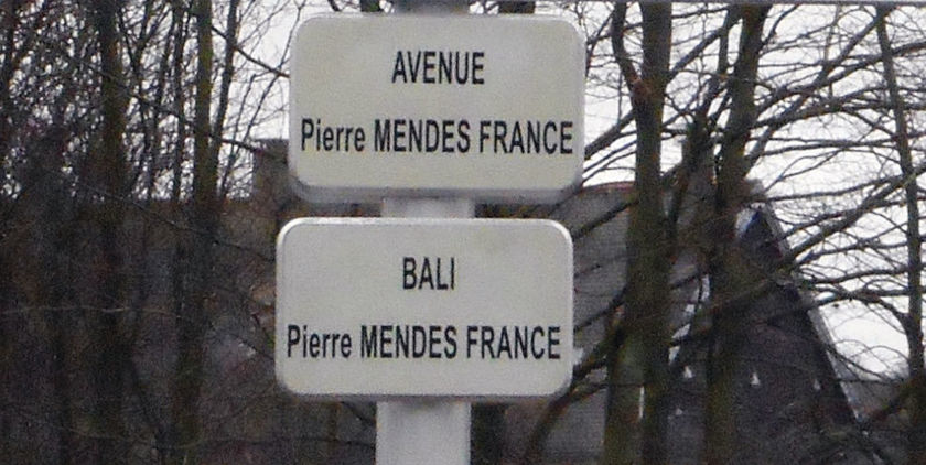 Une première plaque de rue bilingue Français - Breton !