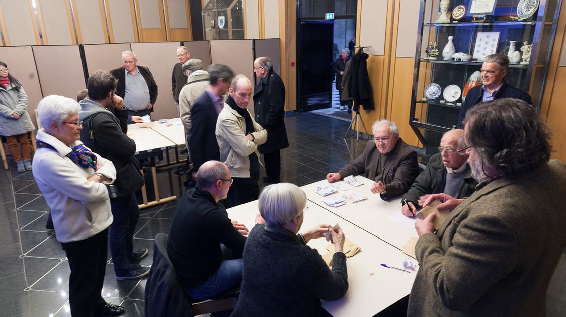Dépouillement des votes du premier tour des départementales 2015 (6)