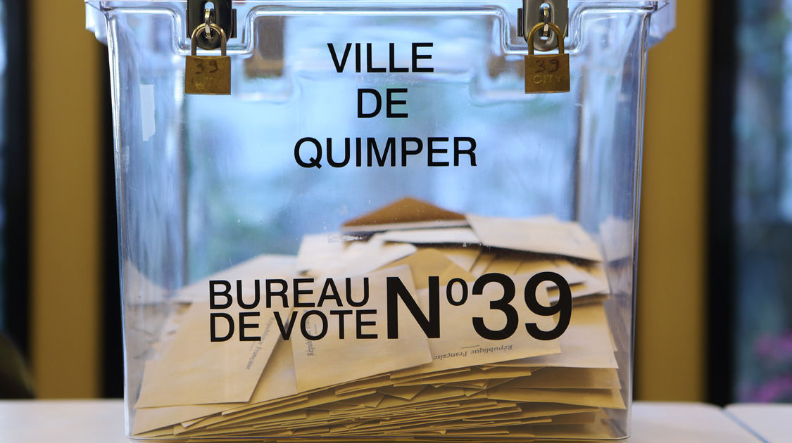 Premier tour de la présidentielle à Quimper le dimanche 23 avril 2017 (33)