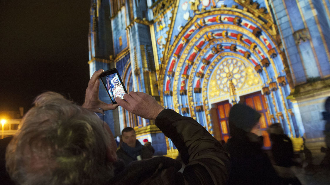 Iliz-Veur - Illumination de la cathédrale - Un son et lumière unique (19)