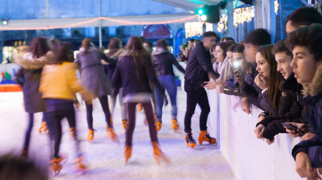 Inauguration de la patinoire place Saint-Corentin le 9 décembre 2016 (3)