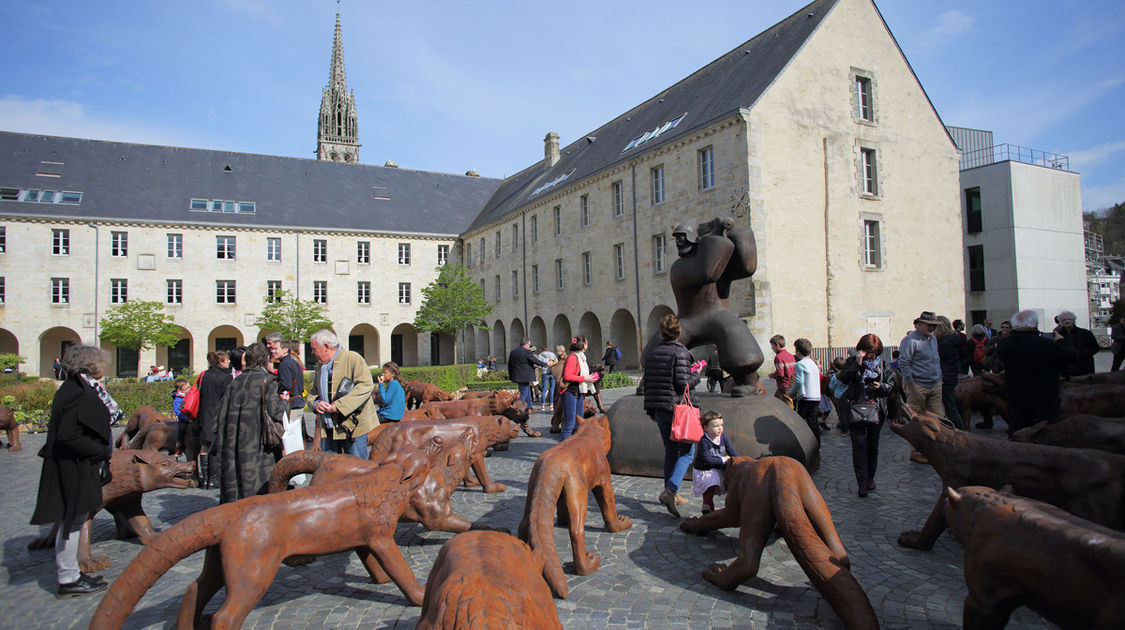 Exposition Les loups arrivent au bout du monde (1)