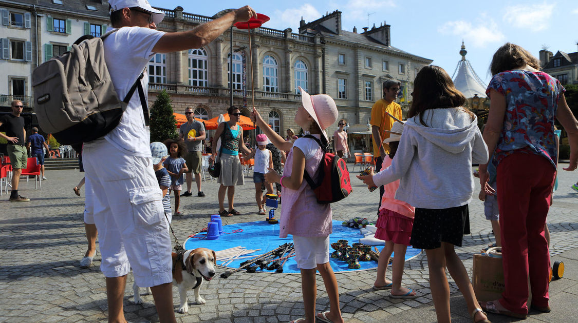 En août, les enfants sont des princes