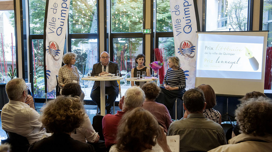 Remise du prix littéraire de la Ville de Quimper 03