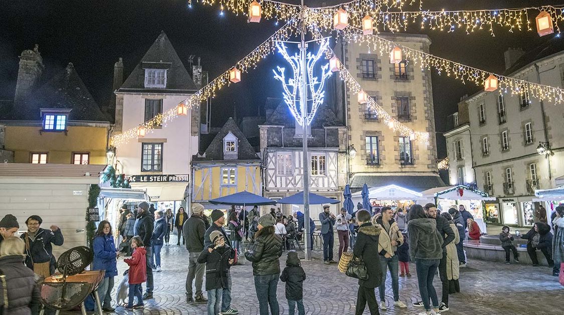 Le marché de Noël de la place Terre-au-Duc (19)