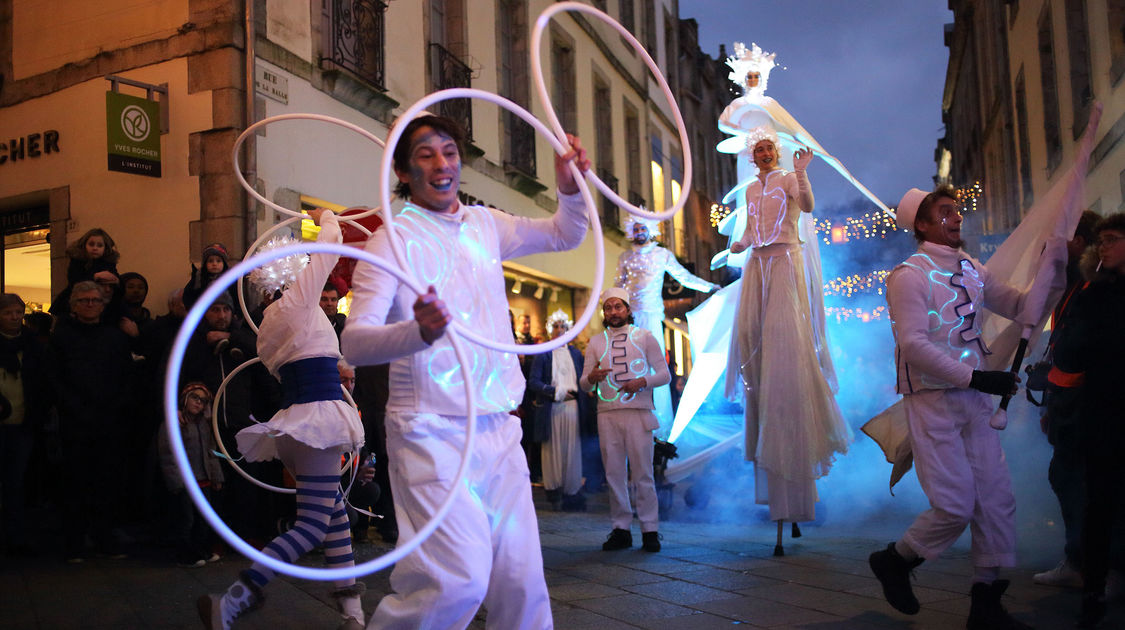 Les Échappées de Noël 2018 - Spectacle de rue et atelier (9)