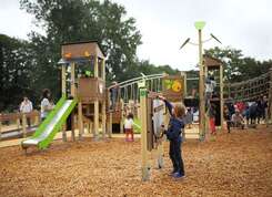Inauguration aire de jeux du Moulin Vert