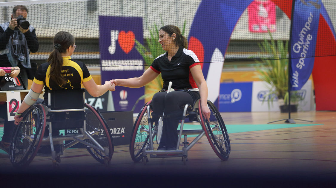 Du 20 au 22 janvier 2017 la halle des sports de Penhars accueillait les 4e championnats de France de parabadminton organisés par la section badminton de l Ujap (12)