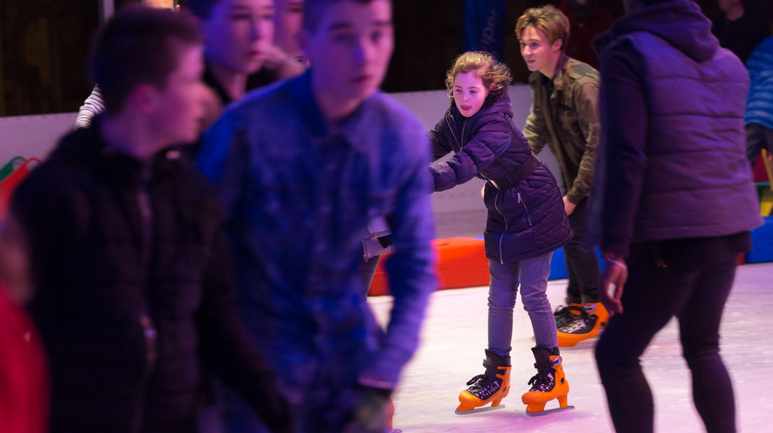 Inauguration de la patinoire place Saint-Corentin le 9 décembre 2016 (7)