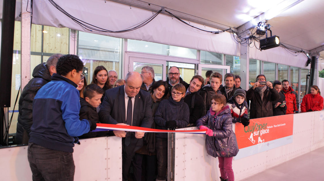 Inauguration des illuminations de Noël et de la patinoire (15)