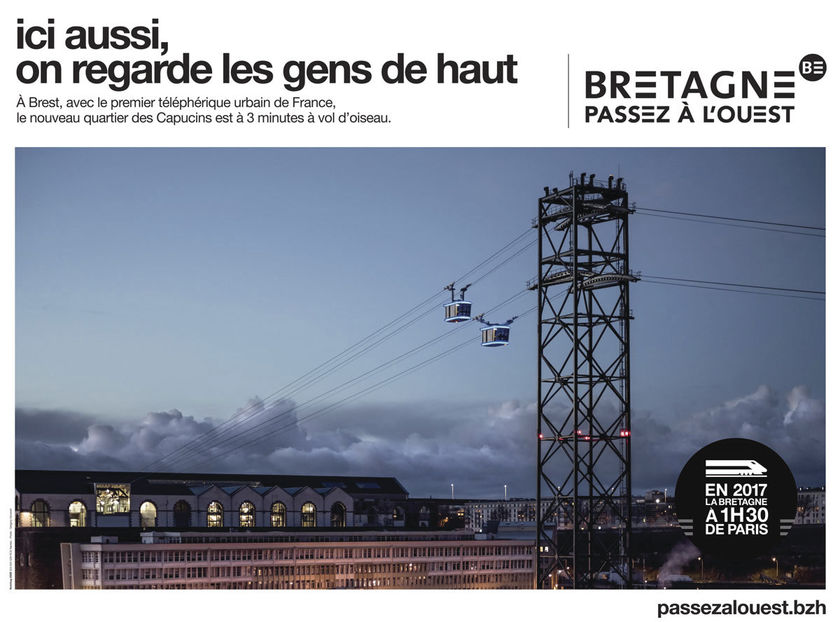 Passez à l'Ouest : ici aussi, on regarde les gens de haut.