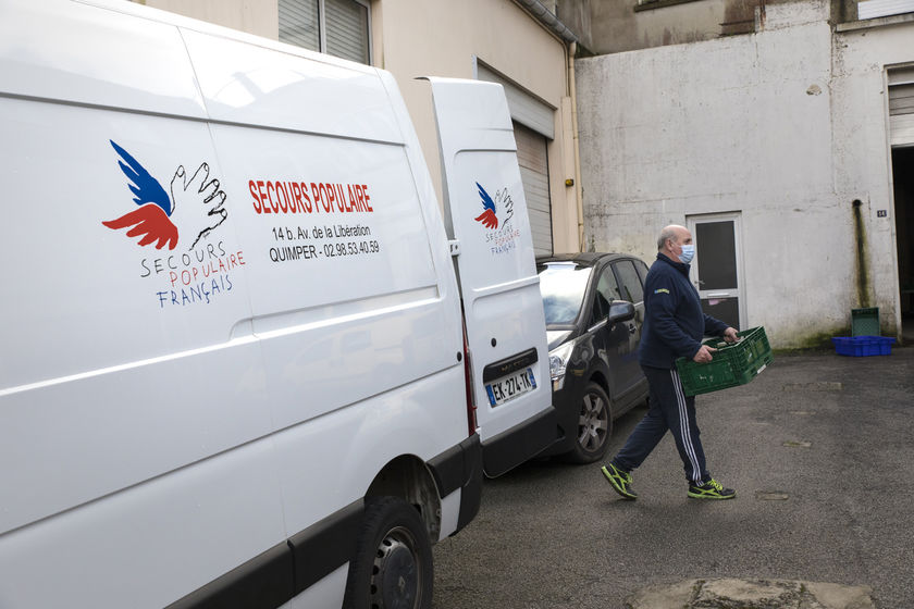 La ville de Quimper fait un don de 7000€ au  Secours Populaire