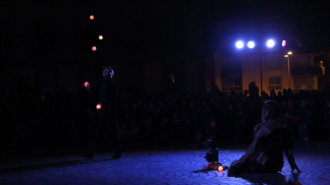 La Caravane des lumières spectacle de rue dans le cadre des Échappées de Noël, le 28 décembre 2016 (4)