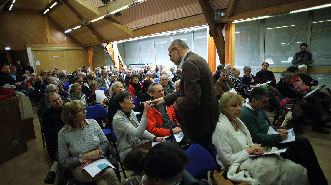 Première réunion dans le cadre du Grand débat - Fiscalité et dépenses publiques - Vendredi 1er février 2019 (7)