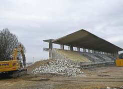 Cité sportive de Penvillers : destruction de la tribune