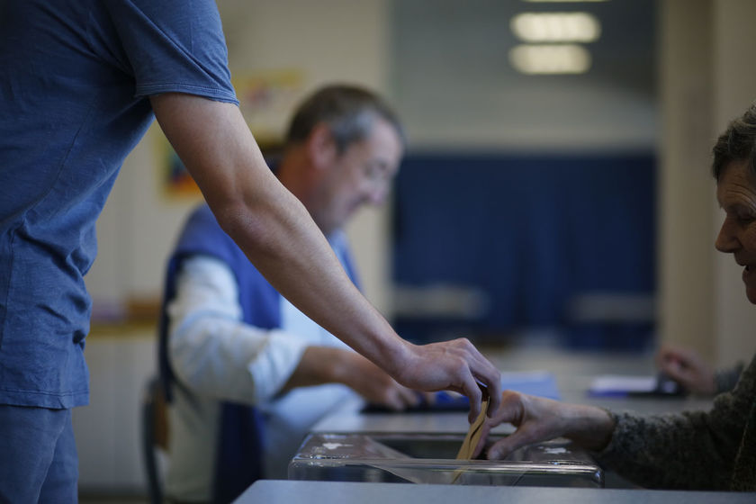 Présidentielle : participation de 28,09 % à 11h30