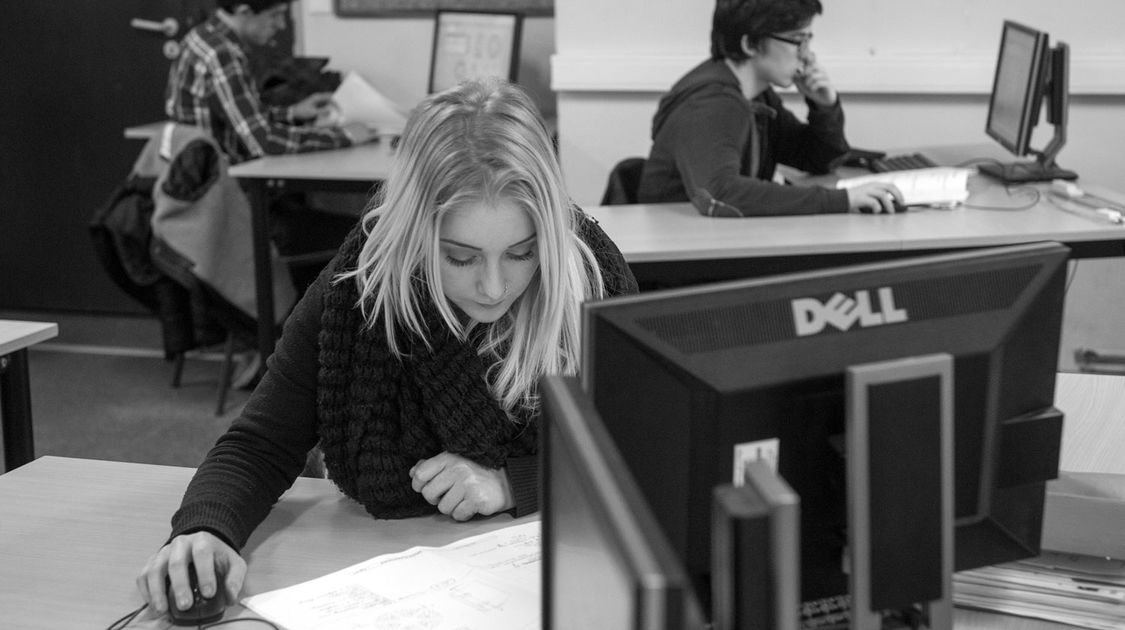 Au lycée Thépot, il existe quatre filières industrielles. Elles débouchent sur des métiers qui recrutent, et sur de l’enseignement supérieur (21)