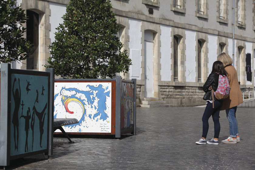 Bacs in the city : le mobilier urbain prend des couleurs