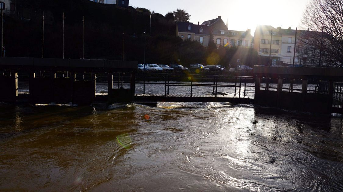 Inondation - Le Steir déborde - L'écluse de la Glacière - 7 février 2014 (7)