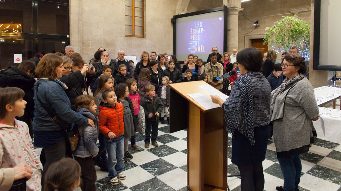 Remise des prix de la seconde édition du concours Dessine-moi Noël (3)