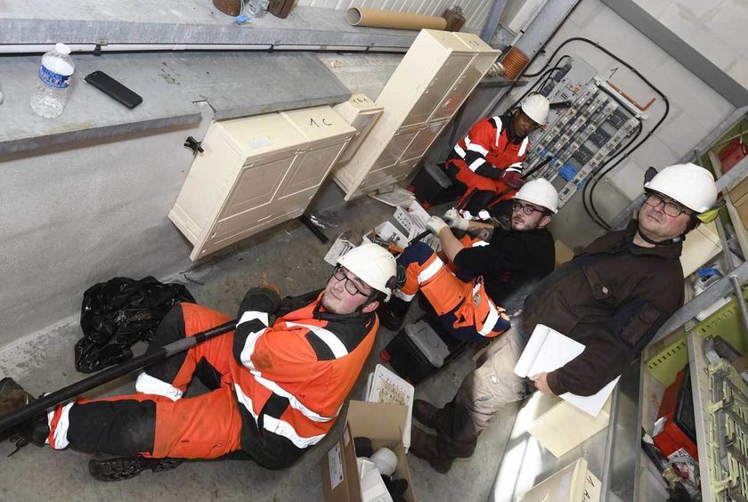 Une formation pour les techniciens réseaux très haut débit d'Orange