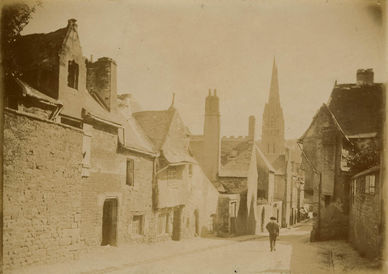 La rue obscure à Quimper