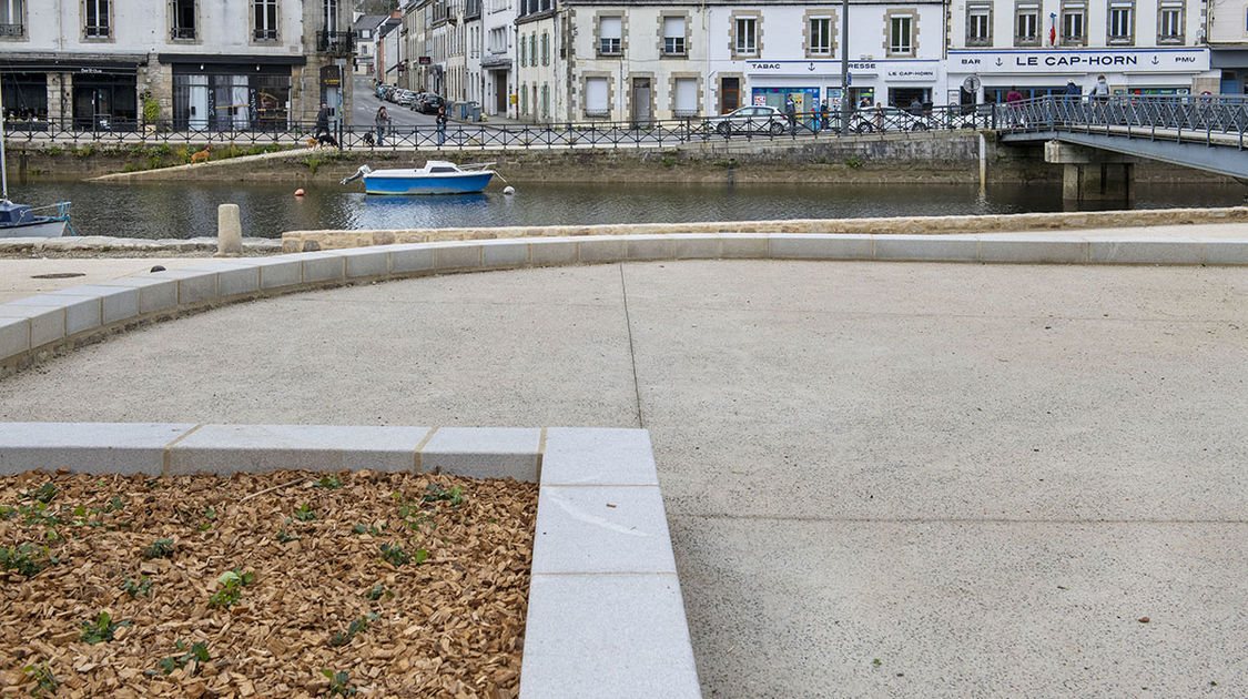 Quartier Locmaria – La place du Stivel continue sa transformation !