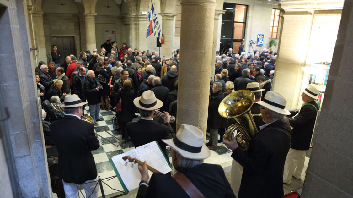 Ceremonie des voeux 2015 - Hall de la mairie centre (1)