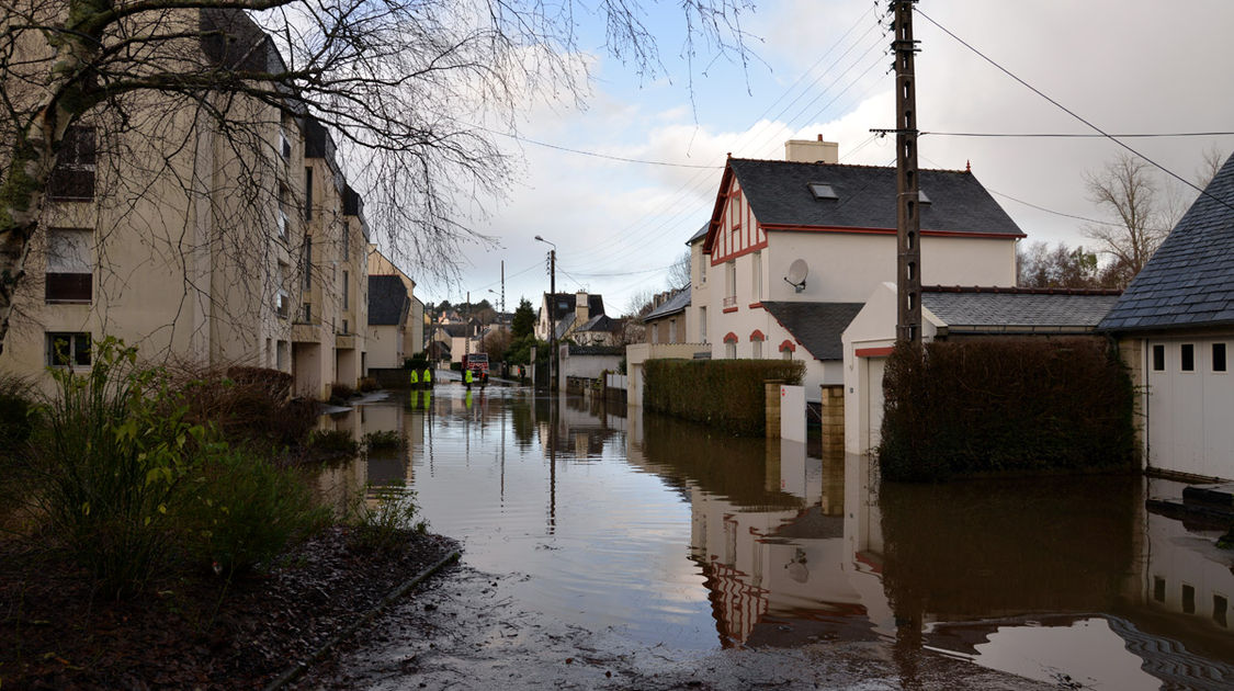 Inondation - Le Steir déborde - Rue Auguste Dupouy - 7 février 2014