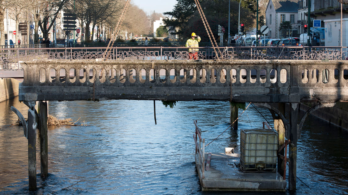 Remplacement de la passerelle Phalange d Arvor (11)