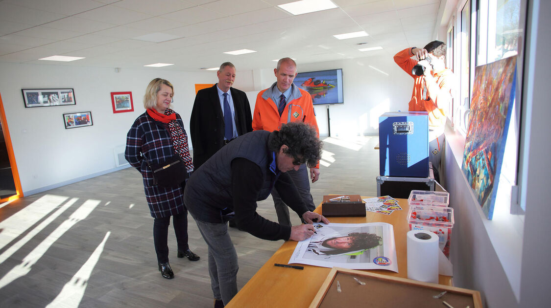  Inauguration du Centre de Formation et d'Intervention -SNSM Quimper, en présence de son parrain Jean Le Cam.