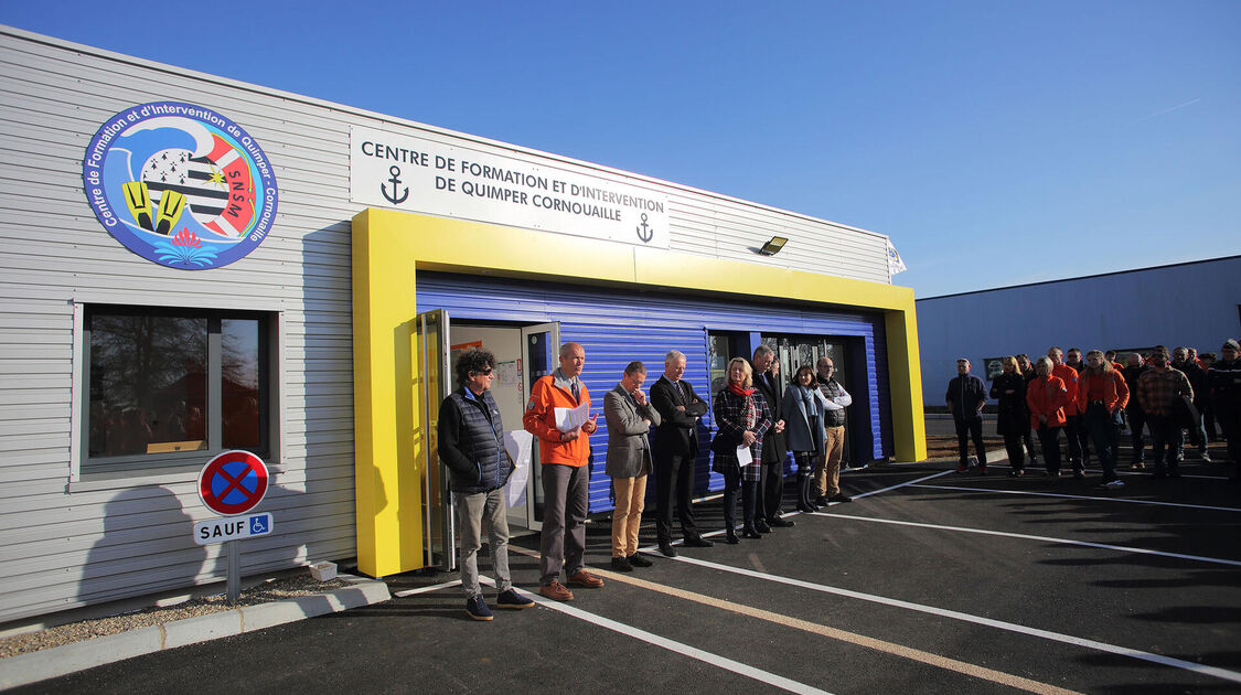  Inauguration du Centre de Formation et d'Intervention -SNSM Quimper, en présence de son parrain Jean Le Cam.