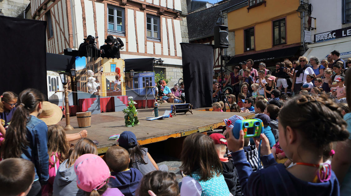 En août, les enfants sont des princes