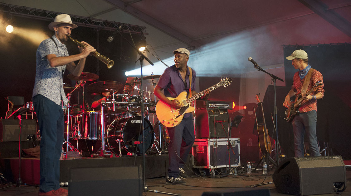 Bal au centre la grande soirée de clôture du Tour de France à Quimper - Mercredi 11 juillet 2018 (13)