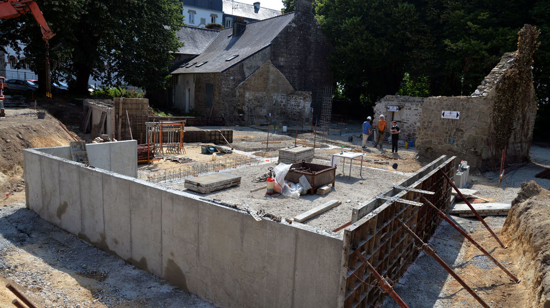 Pose de la première pierre de la mairie annexe de Kerfeunteun (2)