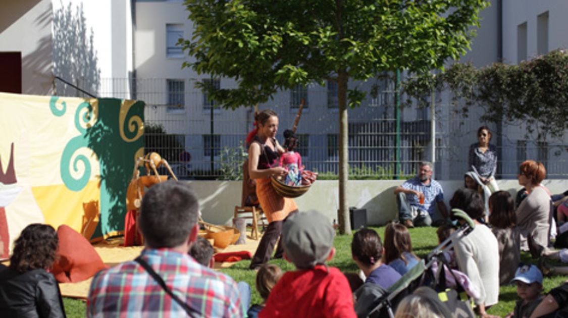 Quartier en fête - La rue est vers l art 2015 à Kermoysan (13)