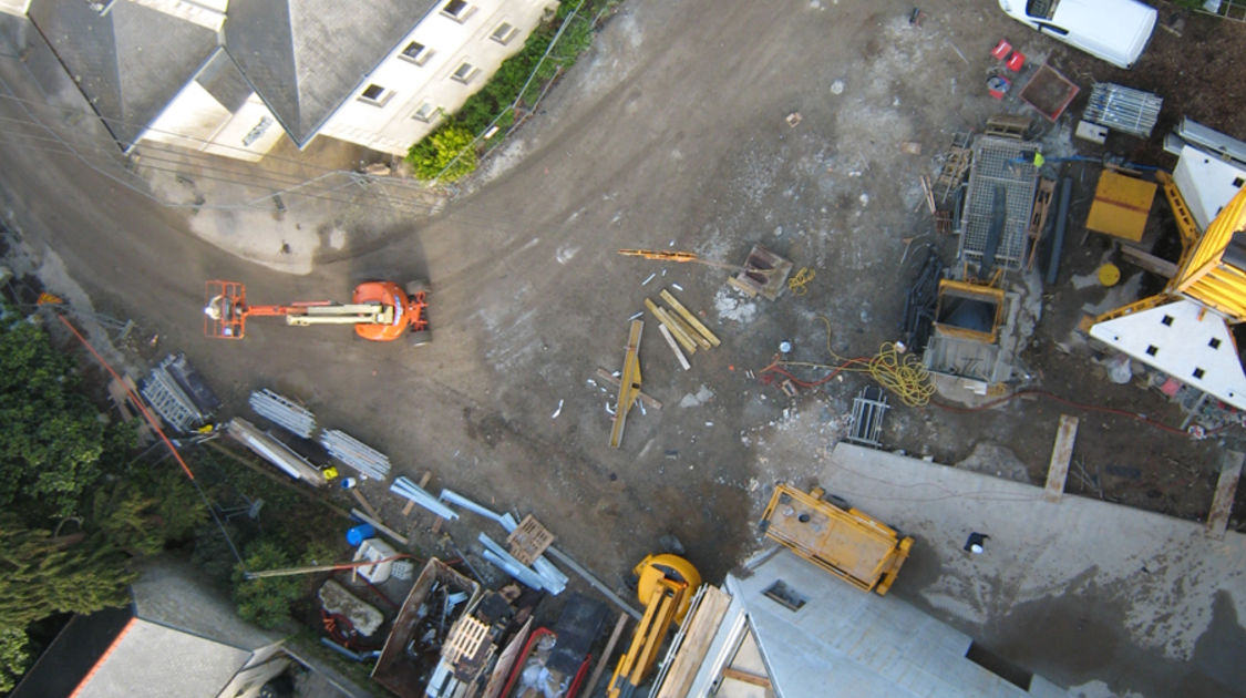 Chantier du pôle Max Jacob : Chantier du pôle Max Jacob vu depuis la grue, entre le Novomax et le théâtre. Le 31 mars 2014 