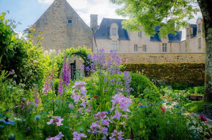 Parcs et jardins : Quimper conserve ses 4 fleurs