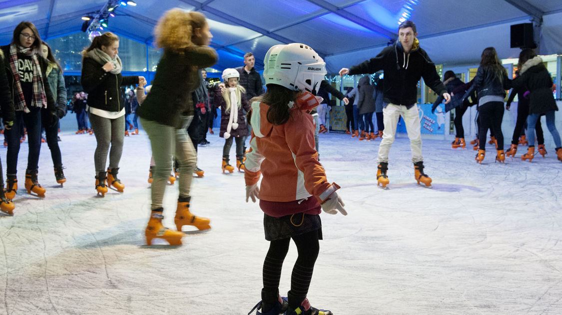 Patinoire place Saint-Corentin - Trois semaines de glisse (8)