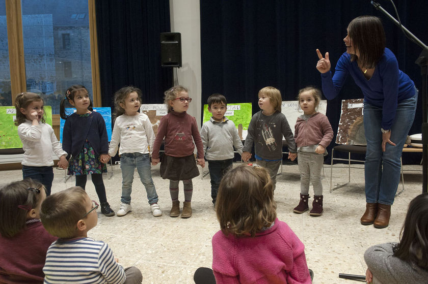 Les avantages du bilinguisme précoce expliqués aux parents