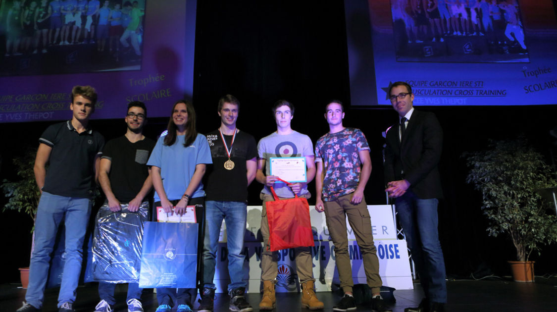 Equipe garçons de cross muscu du Lycée Thépot - équipe scolaire sportive de l année - 26e Trophées sportifs quimpérois