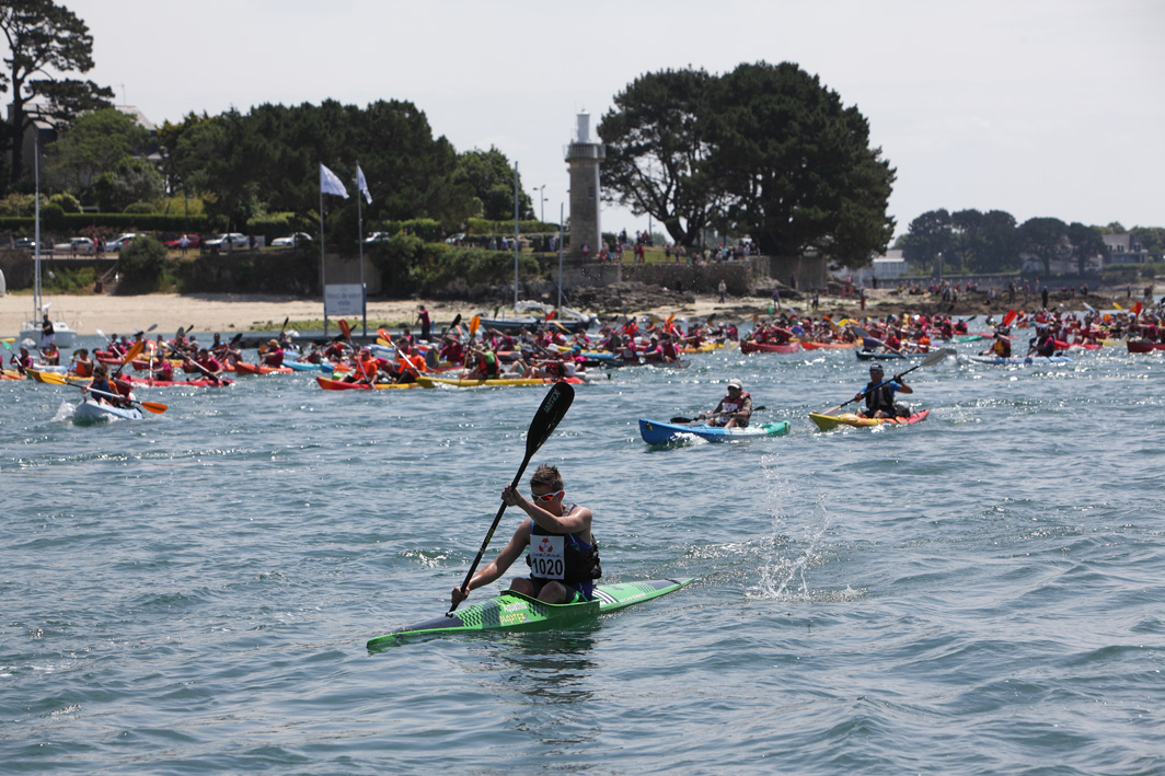 Kayak : 33e édition de la mythique descente de l'Odet sous un soleil radieux !