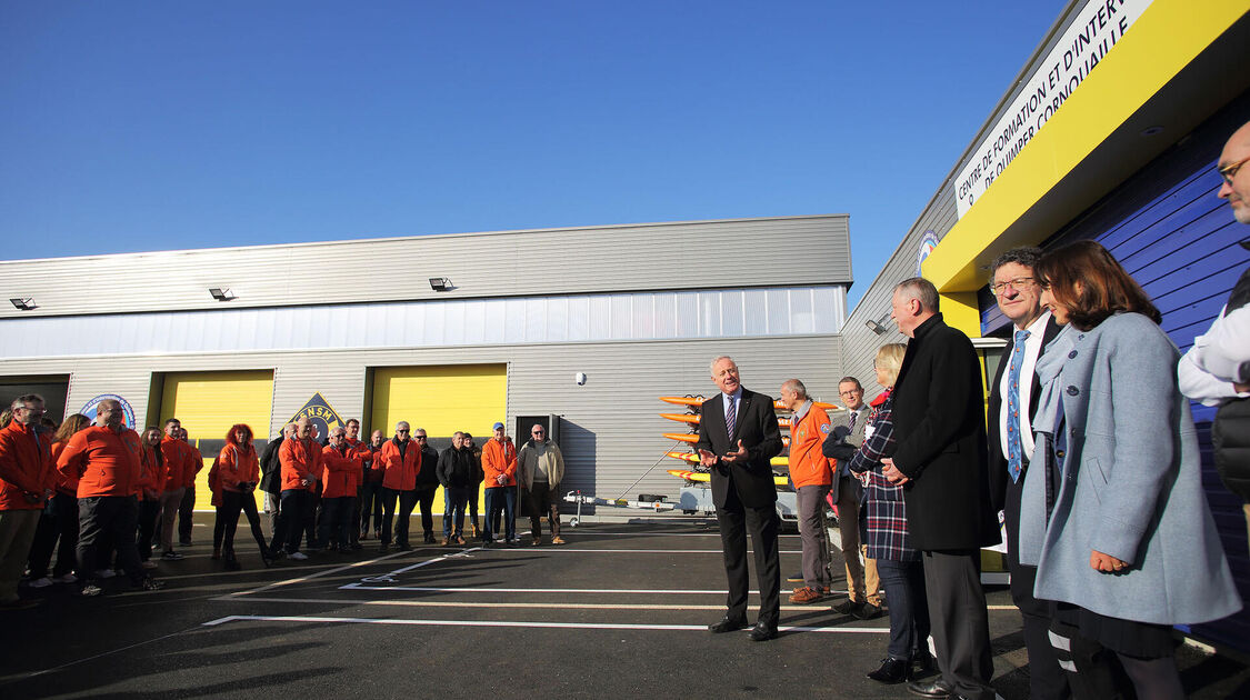  Inauguration du Centre de Formation et d'Intervention -SNSM Quimper, en présence de son parrain Jean Le Cam.