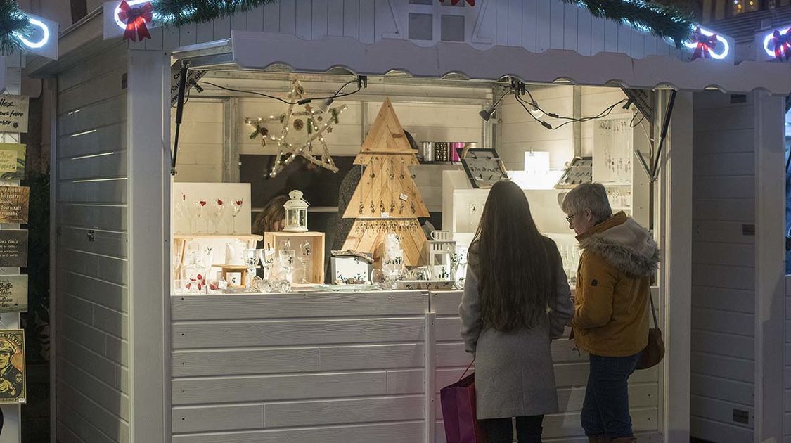 Le marché de Noël de la place Terre-au-Duc (12)