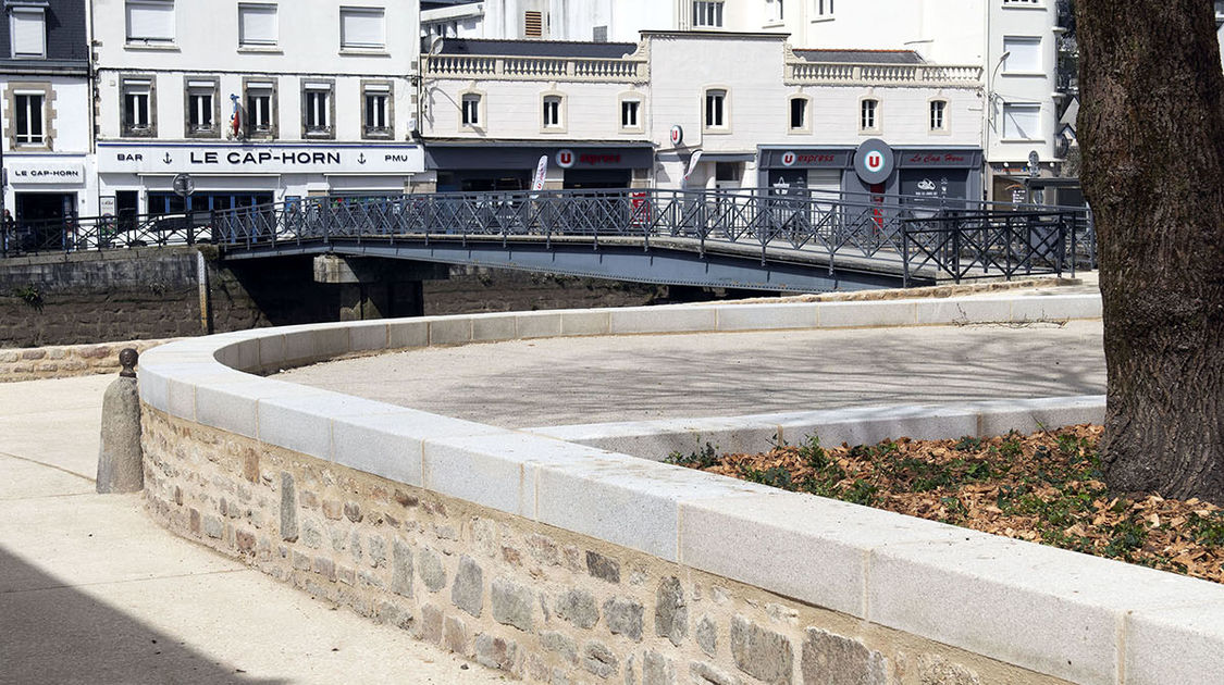 Quartier Locmaria – La place du Stivel continue sa transformation !