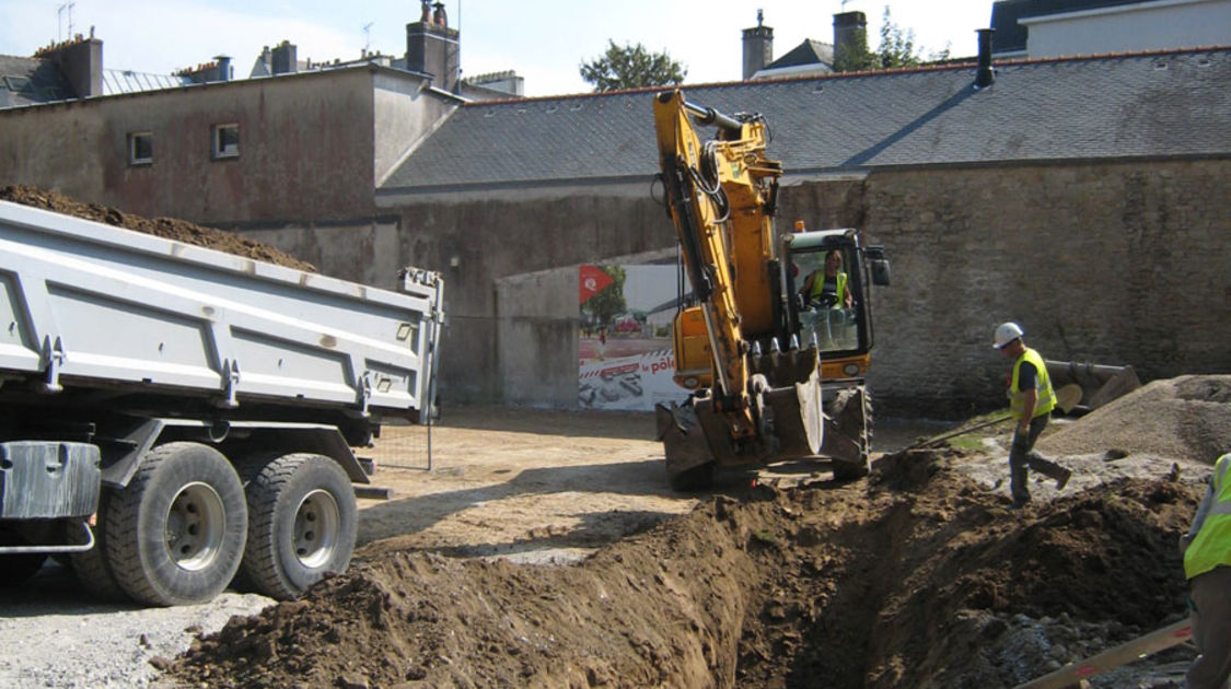 Chantier du pôle Max Jacob : devant l’emplacement du futur Novomax