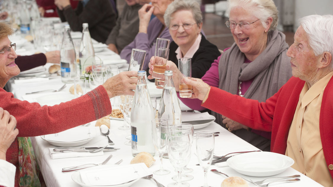 Le repas des aînés (7)