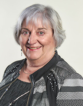 Nadine URVOIS