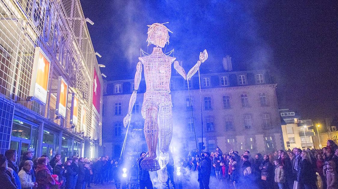 Via le géant de la compagnie de l Homme debout - Echappées de Noël 2016 (13)