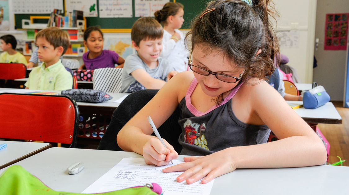 Mardi-2-septembre-2014---Rentrée-des-classes---Visite-du-maire-Ludovic-Jolivet-(10)